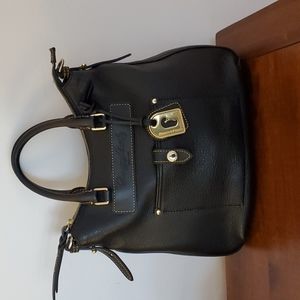 Dooney & Bourke